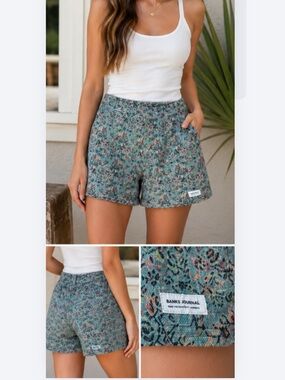 Banks Journal Floral Tapestry Shorts Small Statement Vintage Inspired
